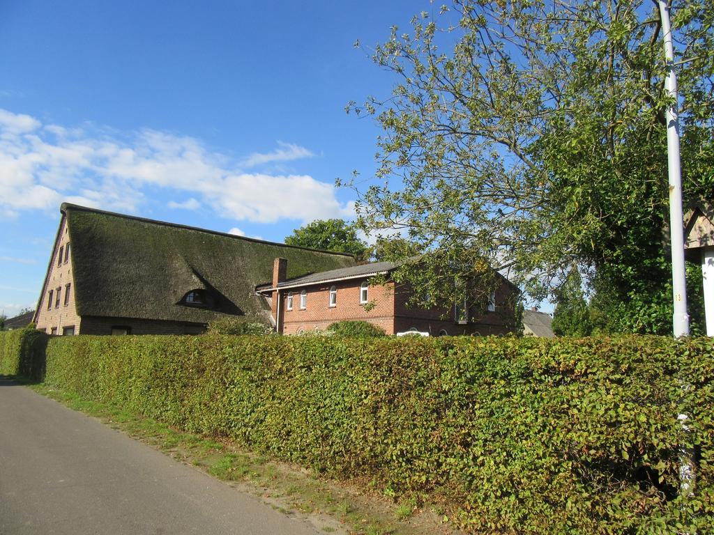 Holsteiner Hof Hotel Heist Exterior photo